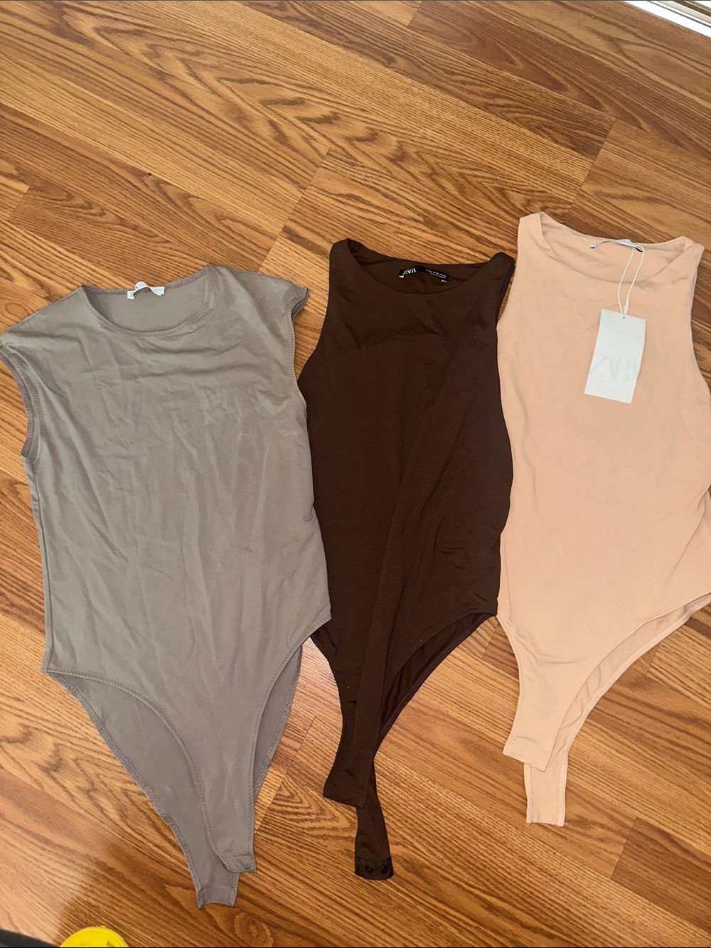 Zara bundle - Picture 1 of 3